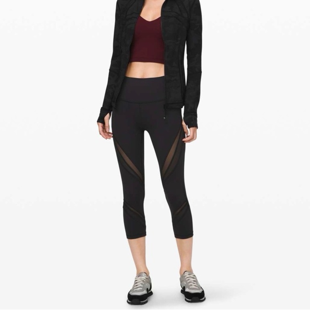 Lululemon Wunder Under High Rise Crop Mesh Black Size 6